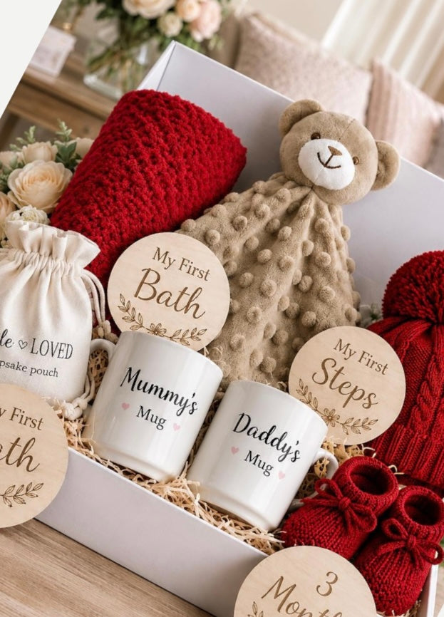 Luxury Baby Keepsake Gift Box – New Baby Gift Set with Teddy, Blanket, Hat, Booties & Mummy & Daddy Mugs