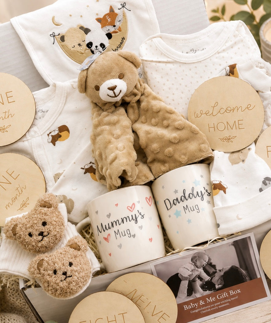 Bear Newborn Baby Gift Box with Outfit & Keepsakes