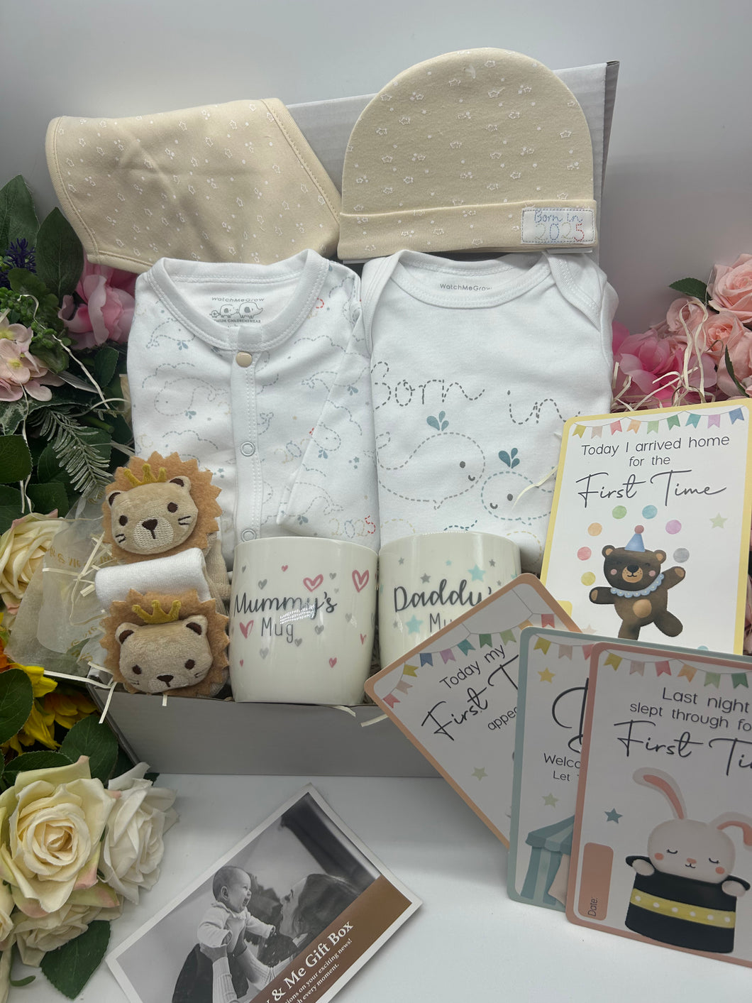 Baby & Me Gift Box – Newborn Baby Gift Set | “Born in 2025” Keepsake | New Parents Gift | Gender-Neutral Baby Shower Present