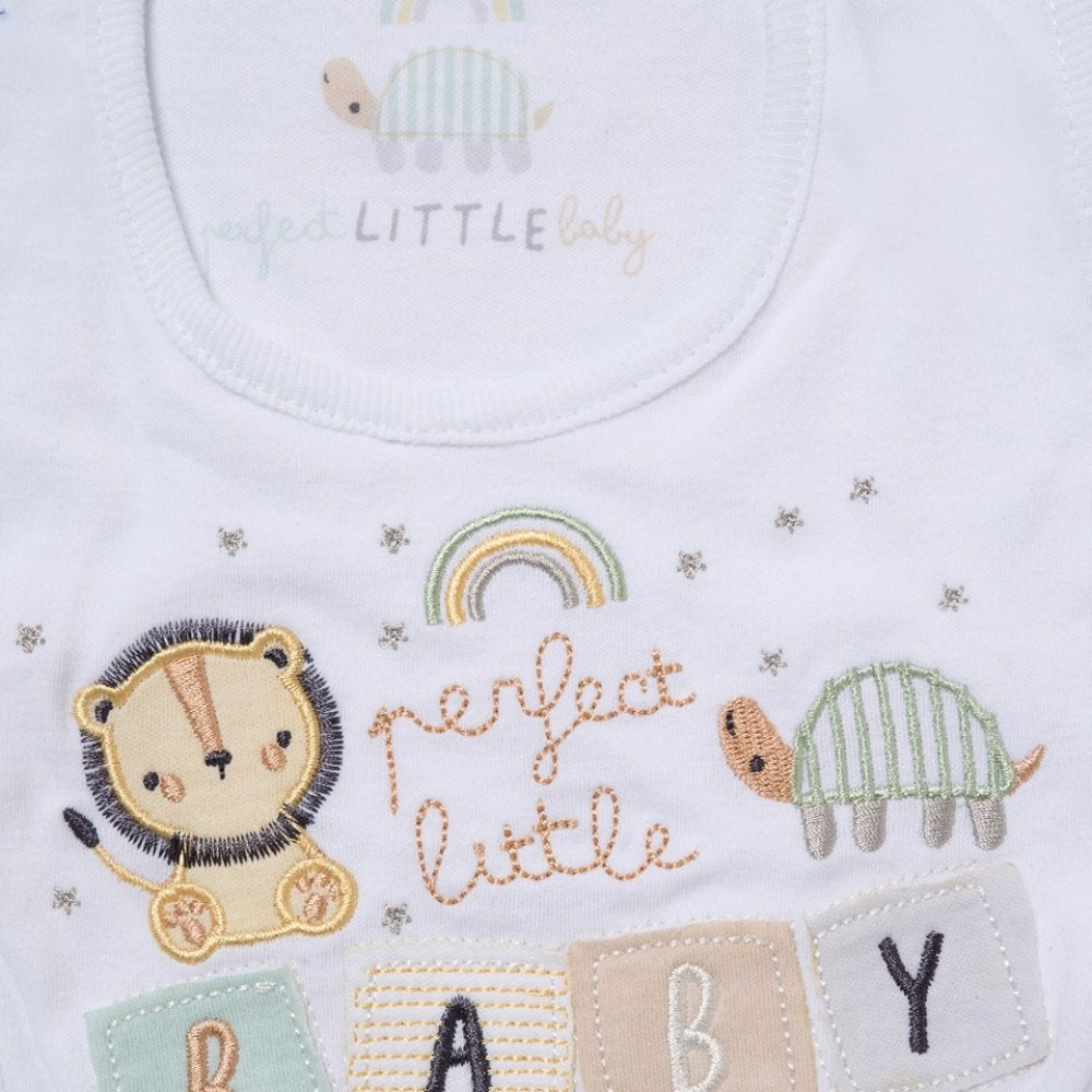 Perfect Little Baby Gift Set – Newborn Baby Clothes, Blanket, Hat & Bib