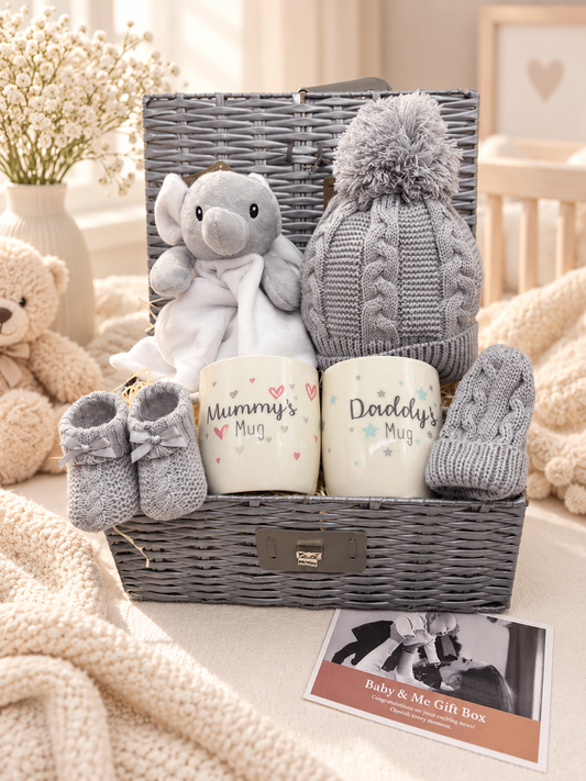 Baby Unisex Hamper for Newborns – Mum, Dad & Baby