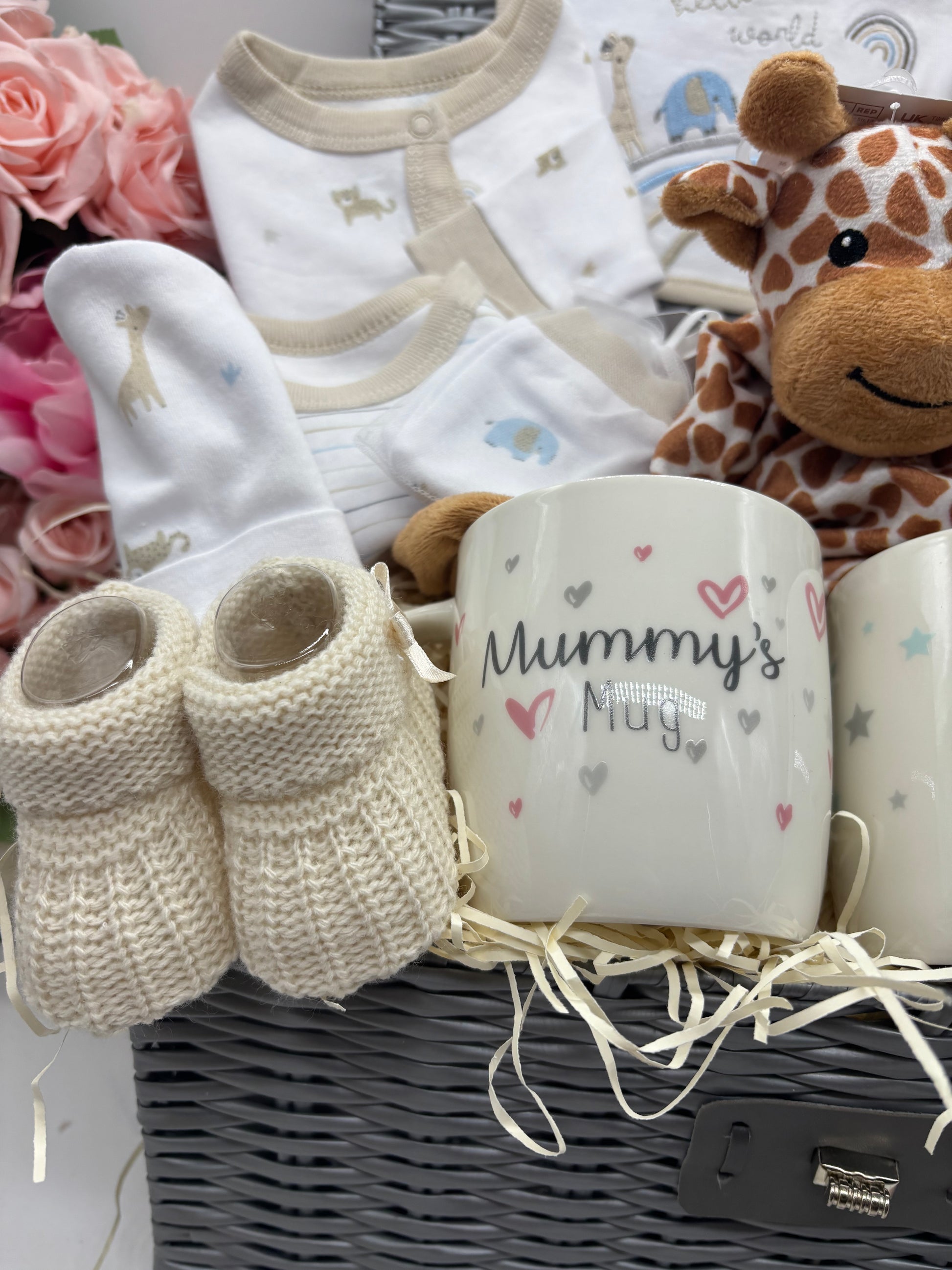 Neutral New Baby Gift Hamper – Luxury Baby Gift Basket for New Parents