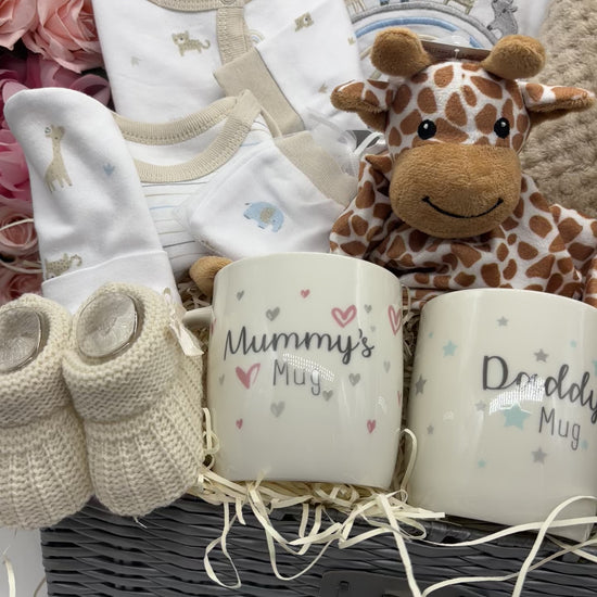 Neutral New Baby Gift Hamper – Luxury Baby Gift Basket for New Parents