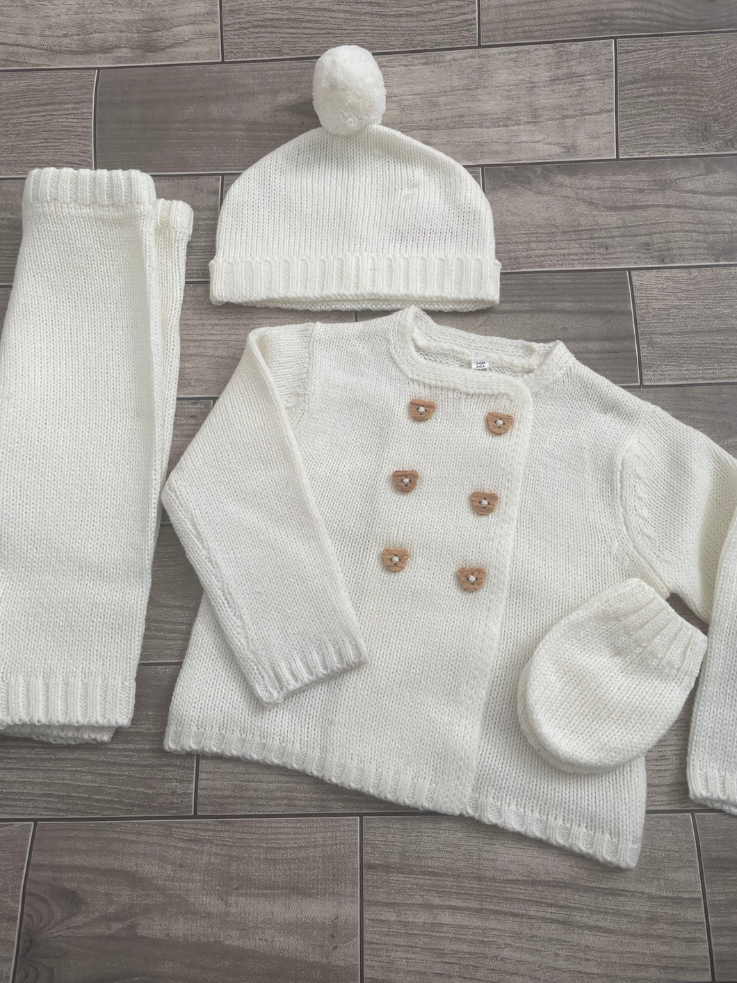 Cream Bear knitted outfit