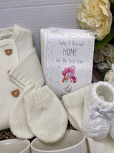 Load image into Gallery viewer, New Baby Unisex Knitted Hamper
